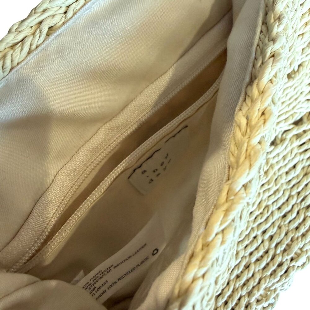 Faux Leather Straw Crossbody Bag Black Beige Adjustable Strap Magnetic Closure - Picture 7 of 7